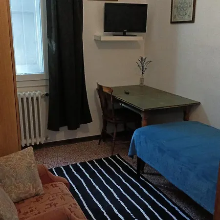 Guest house Del Borgo - Check-in H24 Bologna